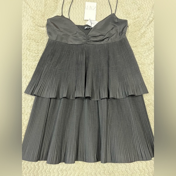 Zara black dress - Picture 1 of 3